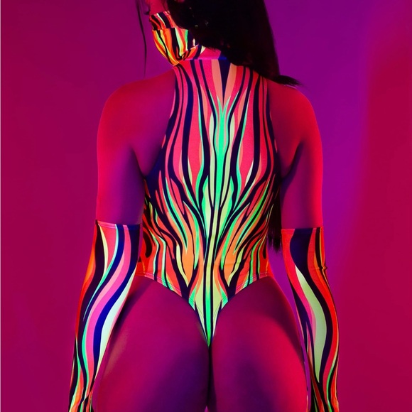 Magmatic Cut-Out Catsuit - Picture 3 of 9